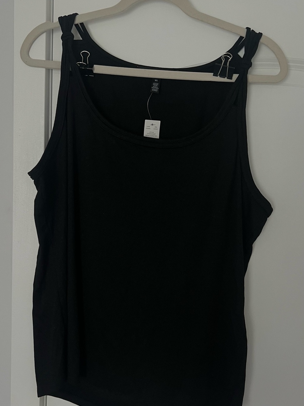 Forever 21 Black Scoop-Neck Tank Top